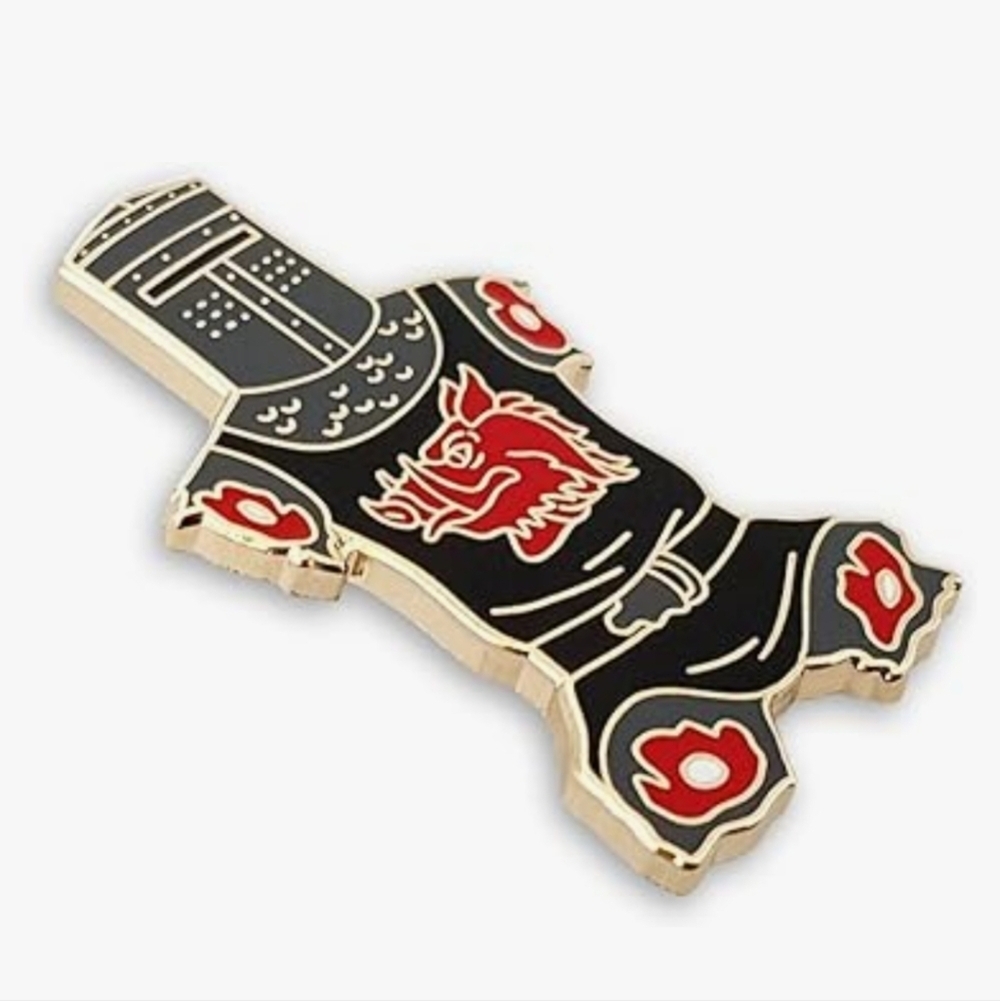 Black Knight "Just A Flesh Wound" Enamel Lapel Pin funny mens tv show movie coll